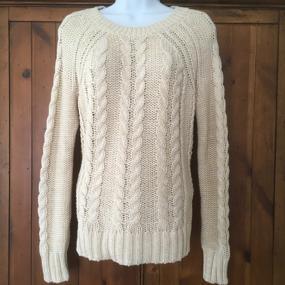 NWOT Gap XS sweater
